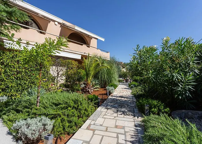 House Barbara شقة *