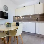 House Barbara Апартаменты Корнич
