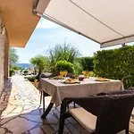 House Barbara شقة *