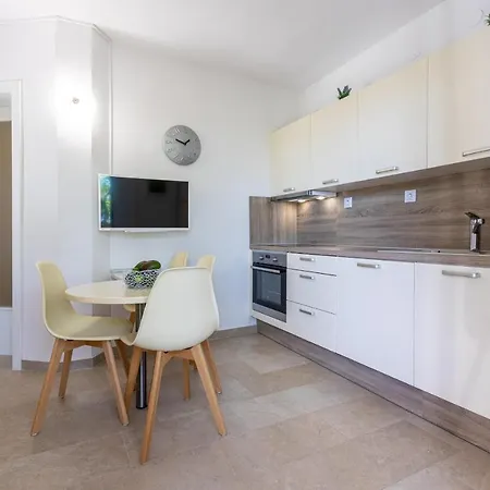 House Barbara * Kornić