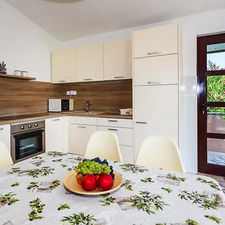 House Barbara * Kornić