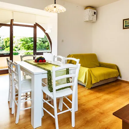 아파트 House Barbara